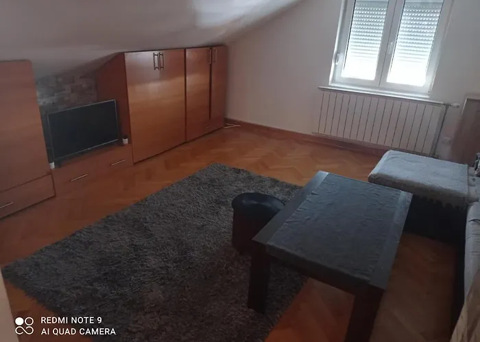 Simovic, * Vrnjačka Banja