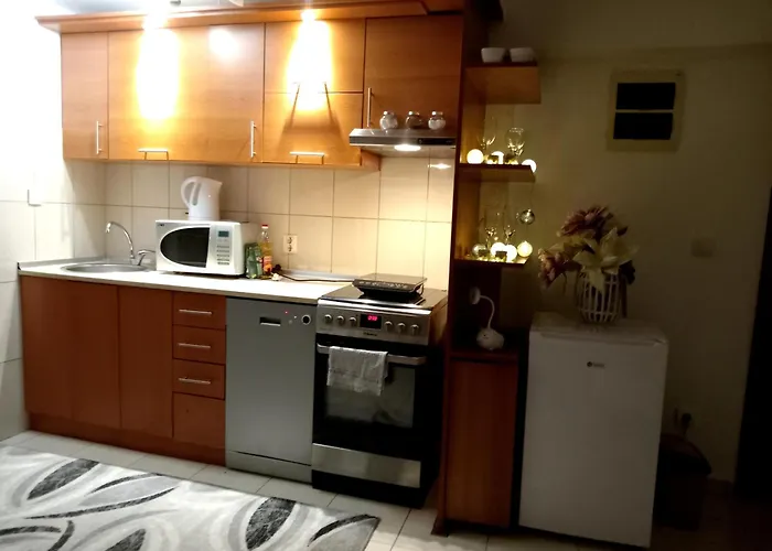 アパート Simovic,